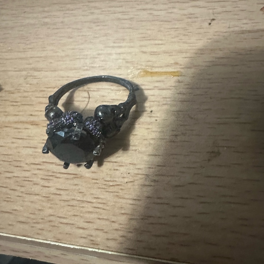 Women’s Sophisticated Gothic Black gold and Purple and black gemstone Ring
